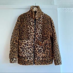 Levi’s Leopard Print Fleece Full Zip, size Medium
